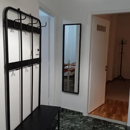 Апартаменты Mylos House *